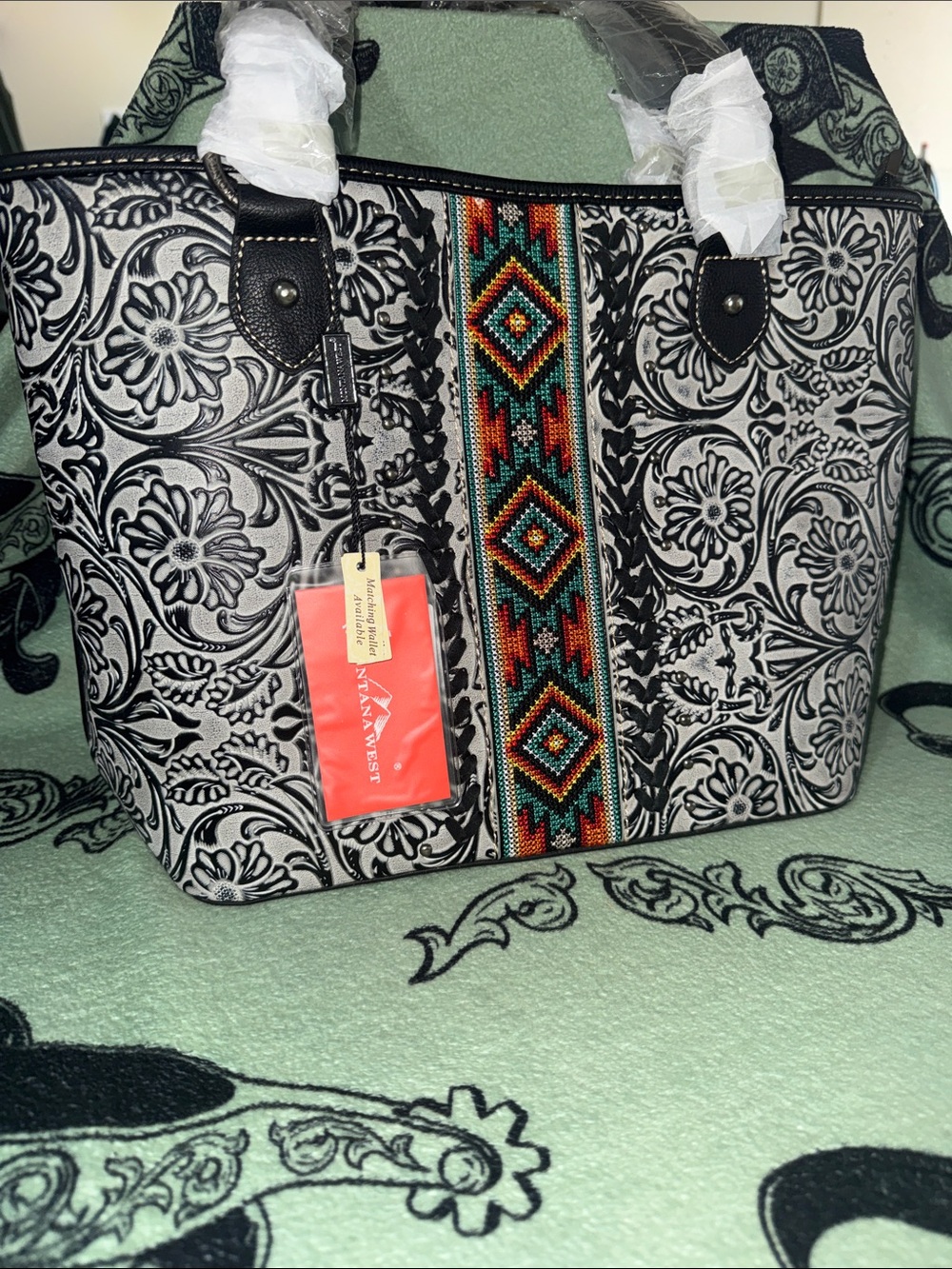 NWT Black & White Floral Tote with Multicolor Aztec Stitched Accent W/ CC
